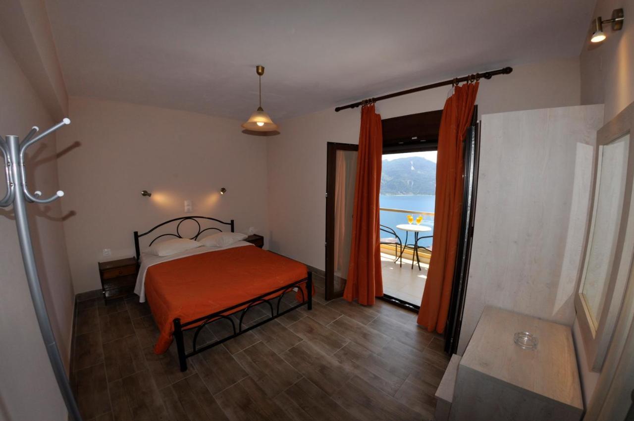 Bed and Breakfast Porto Timoni Afión Exterior foto